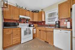 295 VICTORIA AVENUE | Gananoque Ontario | Slide Image Nine