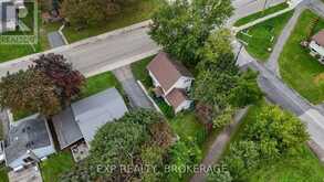 295 VICTORIA AVENUE | Gananoque Ontario | Slide Image Thirty-one