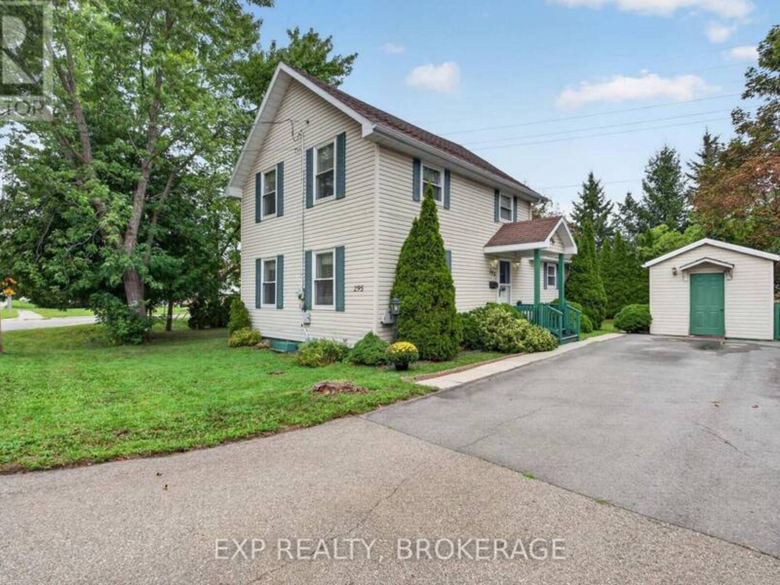 295 VICTORIA AVENUE, Gananoque, Ontario K7G 2S3