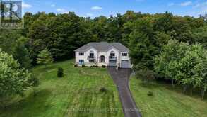 27 COLLINS DRIVE | Inverary Ontario | Slide Image One