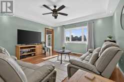 27 COLLINS DRIVE | Inverary Ontario | Slide Image Fifteen