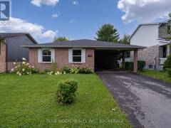 195 SPLINTER COURT Kingston Ontario, K7M 7Z3