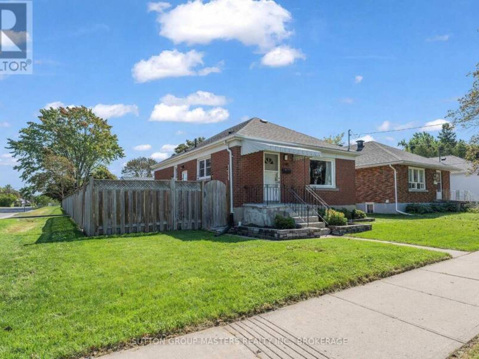 945 VICTORIA STREET, Kingston, Ontario K7K 4T9
