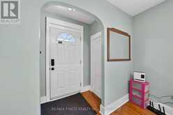 258 RAGLAN ROAD | Kingston Ontario | Slide Image Three