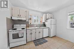 258 RAGLAN ROAD | Kingston Ontario | Slide Image Eight