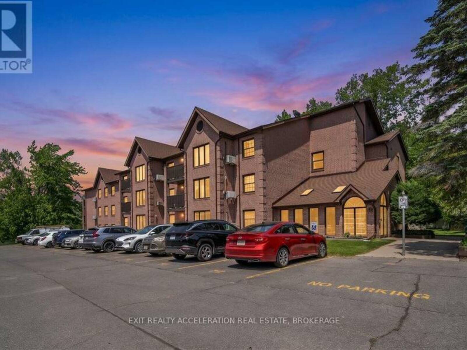 103 - 11 CENTRE STREET S, Greater Napanee, Ontario K7R 3X3