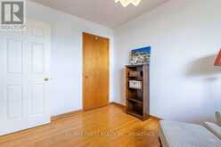 1043 LINCOLN DRIVE | Kingston Ontario | Slide Image Thirty-six
