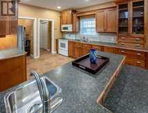 1098 COVERDALE DRIVE | Kingston Ontario | Slide Image Five