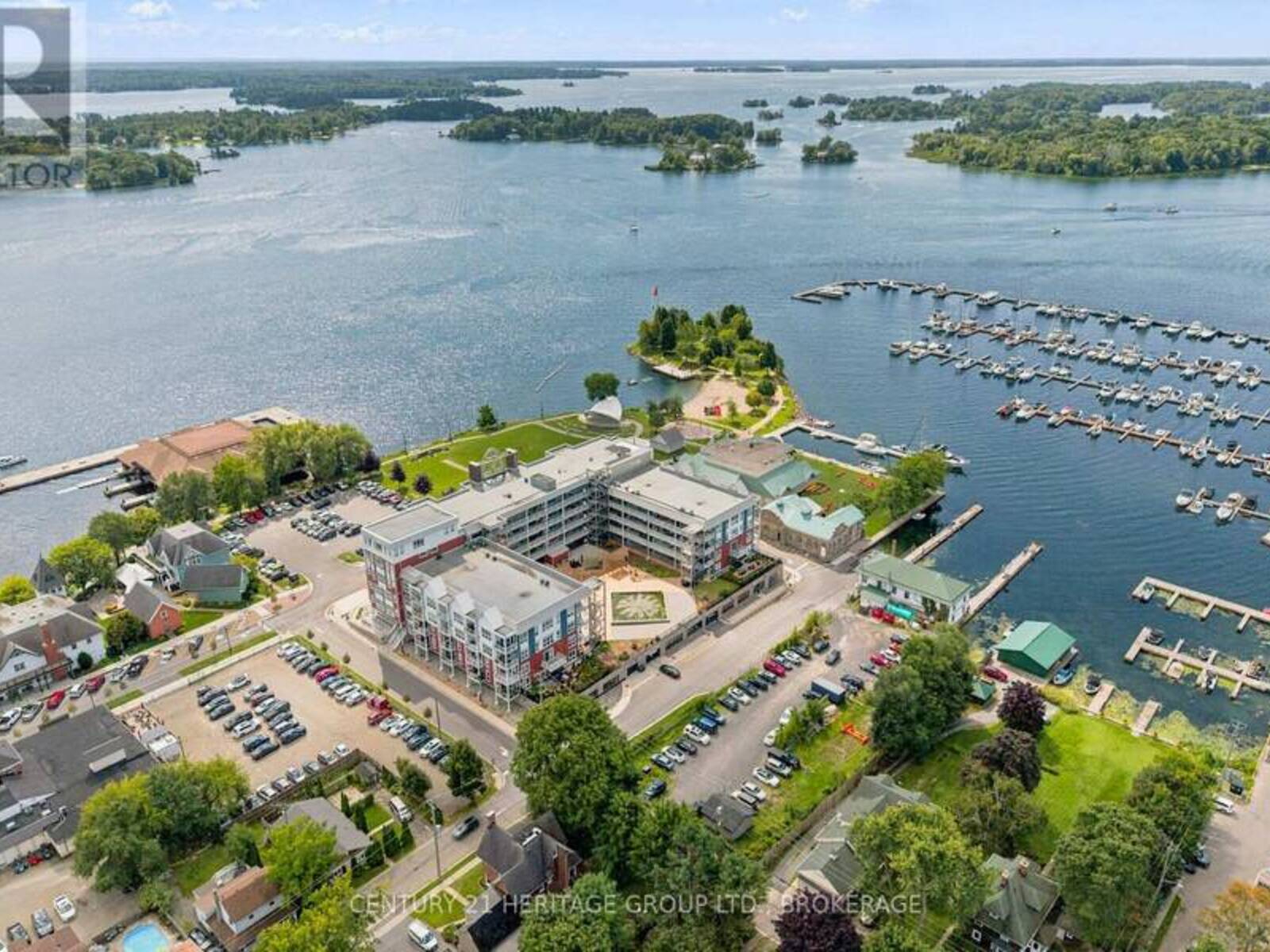 312 - 130 WATER STREET, Gananoque, Ontario K7G 2M5