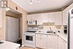 204 - 14 GREENVIEW DRIVE | Kingston Ontario | Slide Image Thirteen