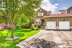 600 WHISTLER TERRACE | Kingston Ontario | Slide Image Four
