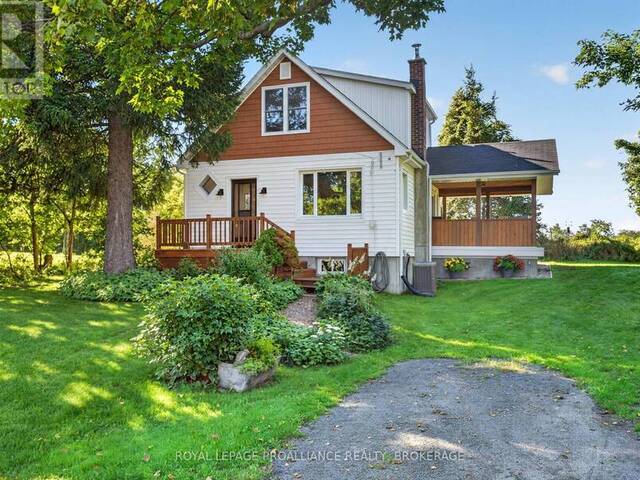 2693 RUTLEDGE ROAD South Frontenac Ontario, K0H 2T0 - 2 Bedrooms Home For Sale