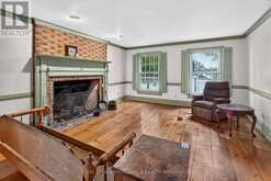 110 LAKESHORE BOULEVARD | Kingston Ontario | Slide Image Nine