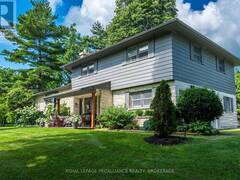 330 ELMWOOD DRIVE Gananoque Ontario, K7G 1P1