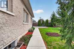 417 MCCALLUM STREET | Kingston Ontario | Slide Image Forty-seven