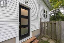6074 BANK STREET | South Frontenac Ontario | Slide Image Thirty-seven