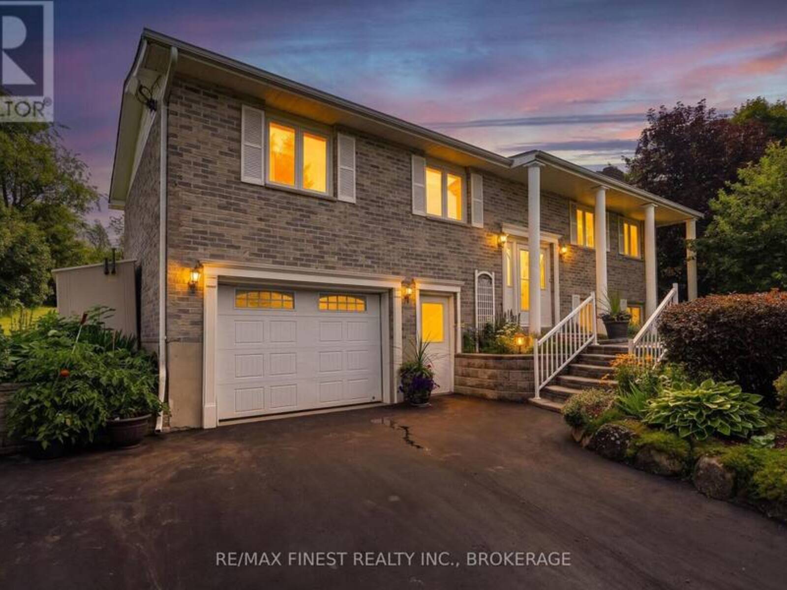 1881 MACALPINE ROAD, Kingston, Ontario K7G 2V5