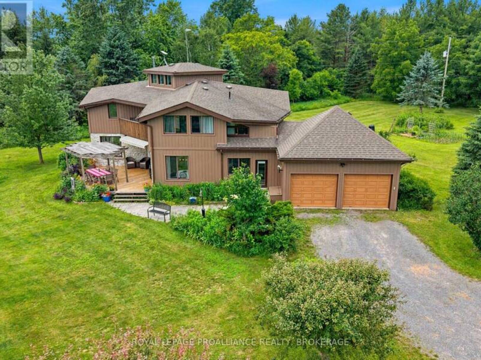 2576 HOWE ISLAND DRIVE, Gananoque, Ontario K7G 2V6