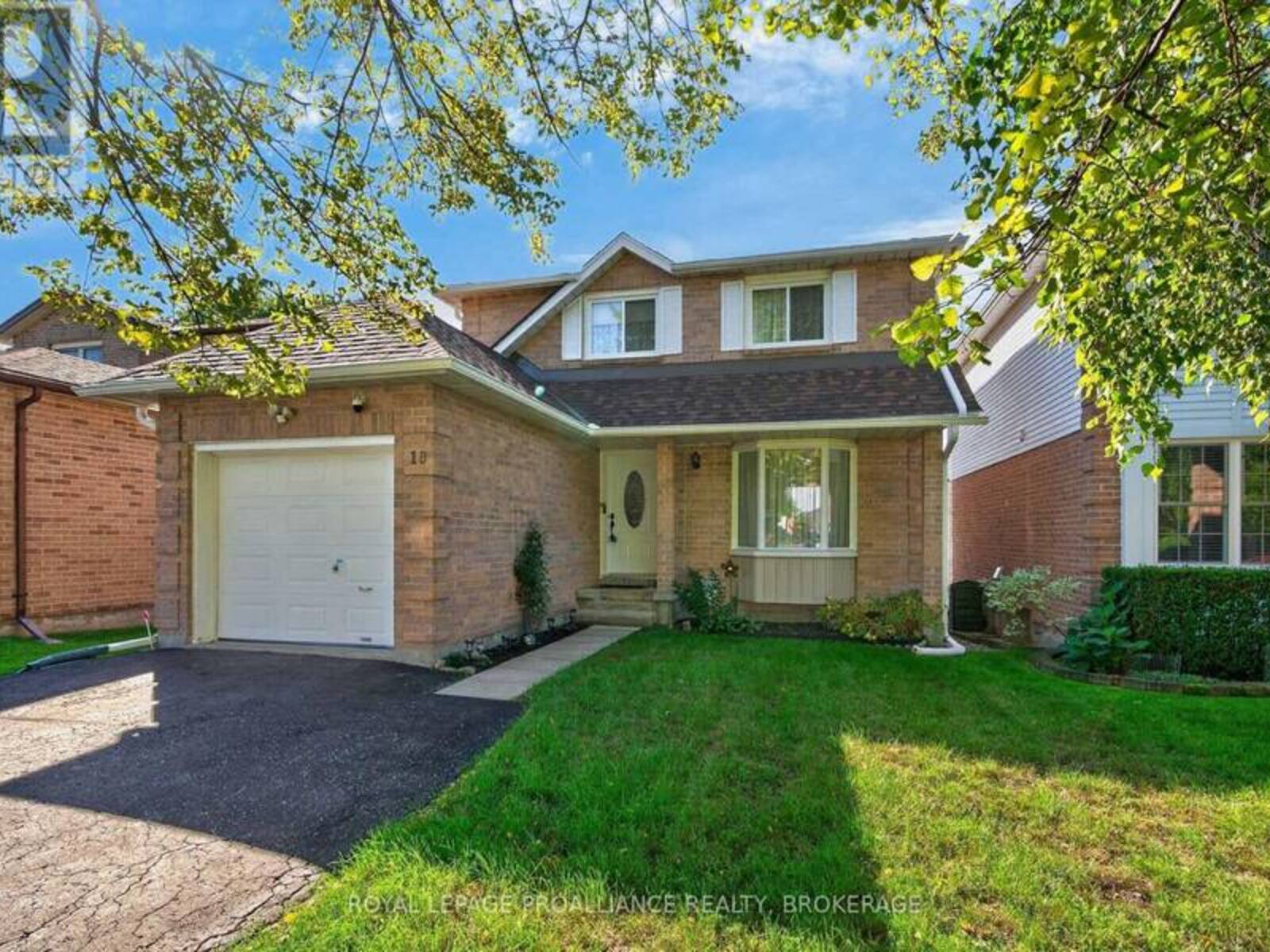 18 RICHDALE COURT, Kingston, Ontario K7K 6N1