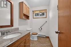 2572 COUNTY RD 1 E | Greater Napanee Ontario | Slide Image Fifteen