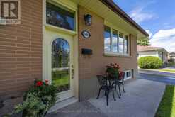 1449 AVONDALE CRESCENT | Kingston Ontario | Slide Image Two
