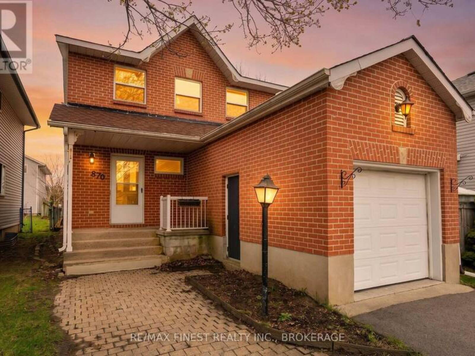 870 WALKER COURT, Kingston, Ontario K7M 8L2