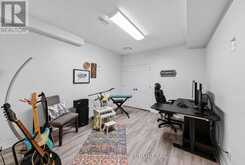 695 FIELDSTONE DRIVE | Kingston Ontario | Slide Image Forty