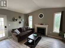 1019 SPRINGFIELD DRIVE | Kingston Ontario | Slide Image Sixteen