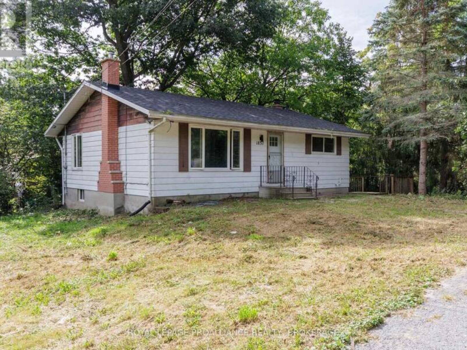 1837 HIGHWAY 2, Kingston, Ontario K7L 4V1