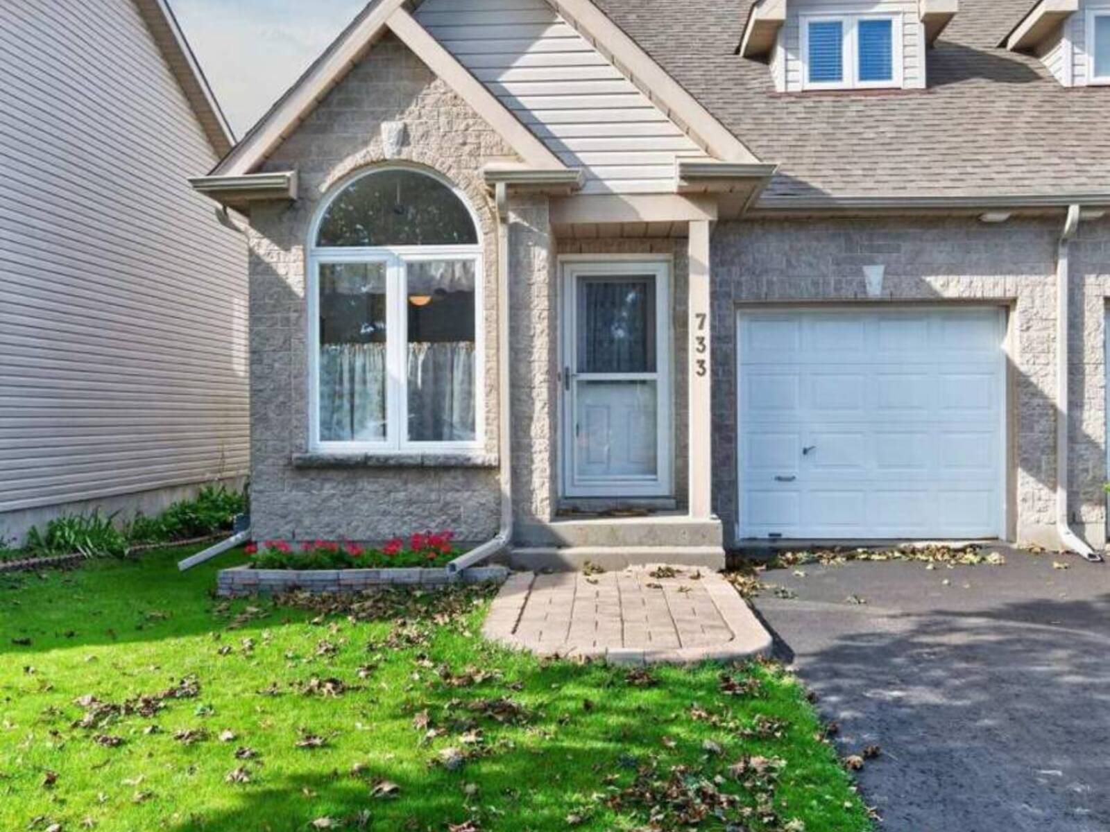 733 SHIRES WAY, Kingston, Ontario K7M 8X9