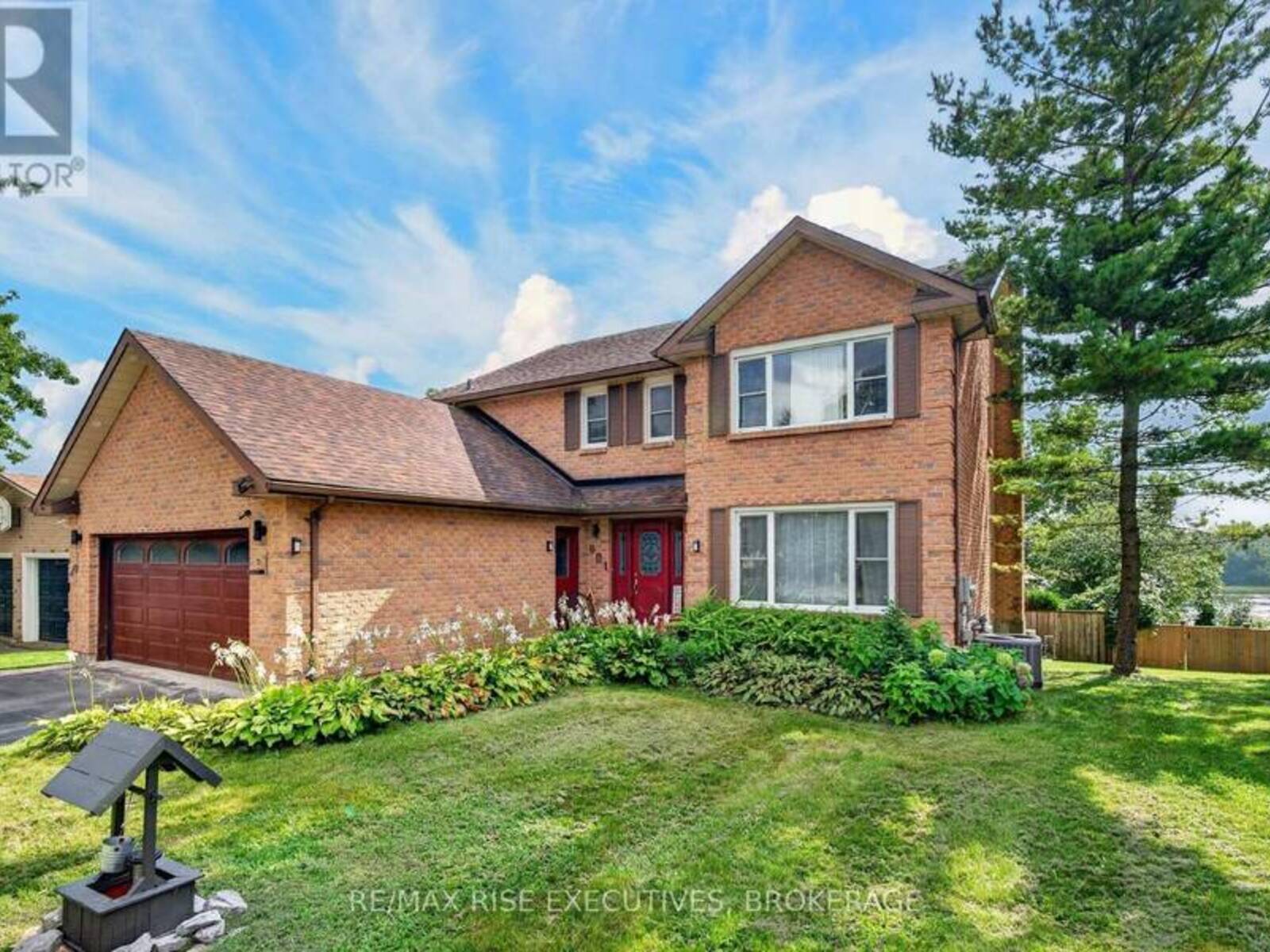 601 FOREST HILL DRIVE, Kingston, Ontario K7M 7N6