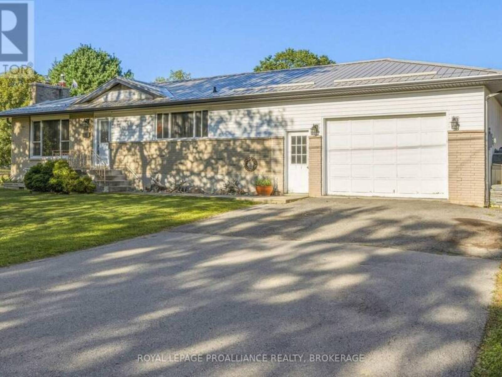 420 MAPLE RIDGE DRIVE, Kingston, Ontario K7M 5P3
