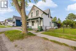 64 GREEN STREET | Deseronto Ontario | Slide Image Three
