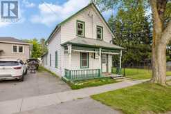 64 GREEN STREET | Deseronto Ontario | Slide Image Four