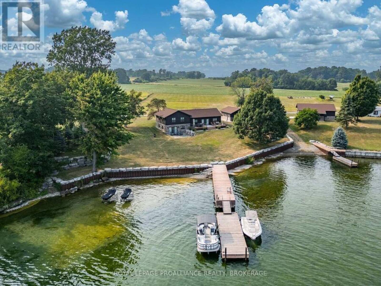 199 & 213 LEONE'S COVE LANE, Frontenac Islands, Ontario K0H 2Y0