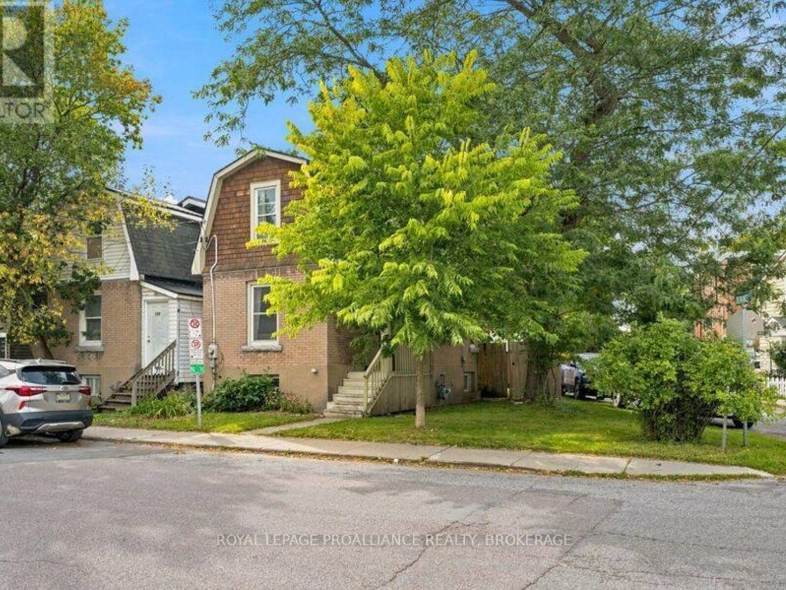 384 BARRIE STREET, Kingston, Ontario K7K 3T4