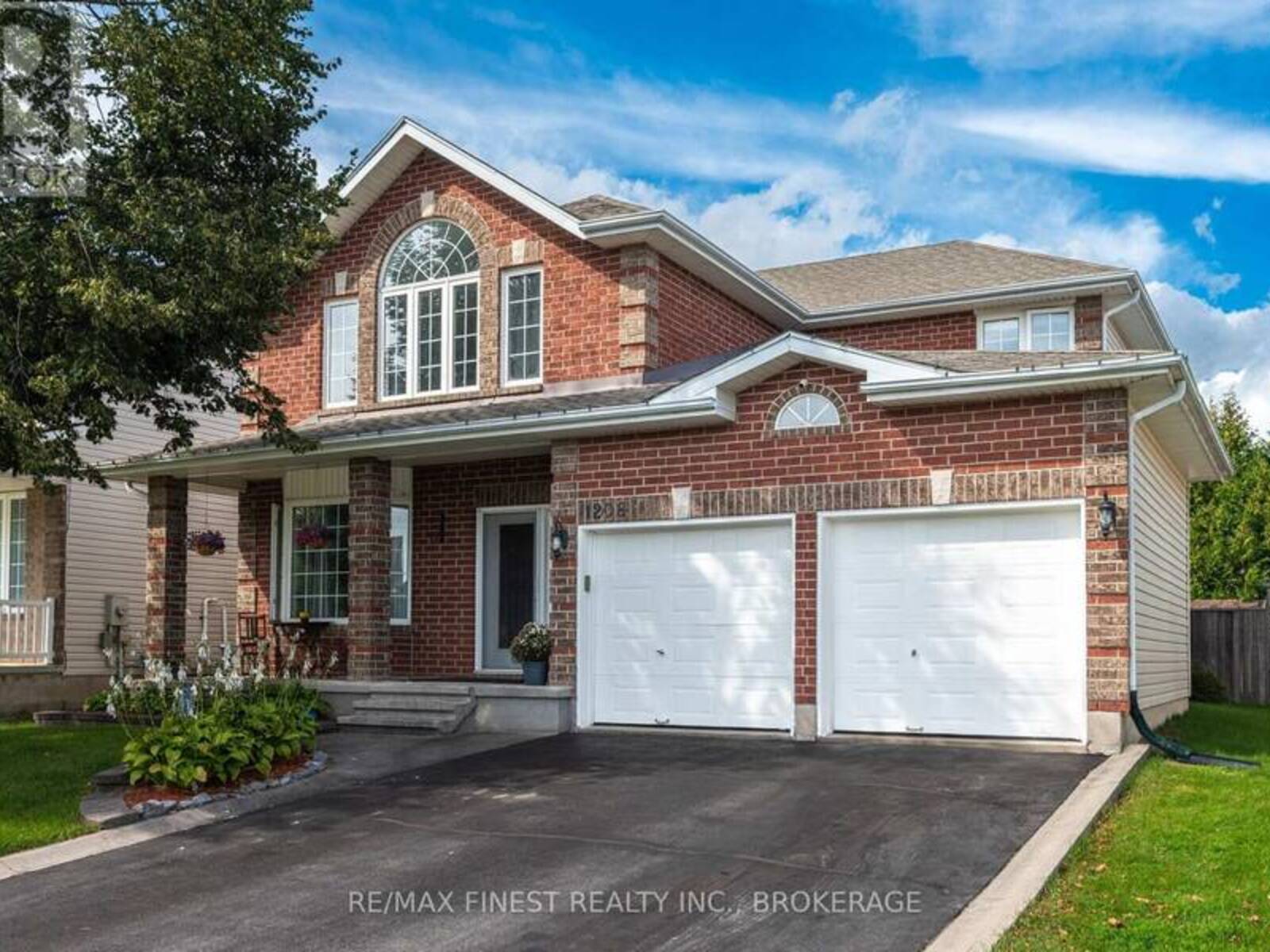 1208 GREENWOOD PARK DRIVE, Kingston, Ontario K7K 7K3