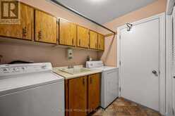 981 EDINBOROUGH CRESCENT | Kingston Ontario | Slide Image Eight