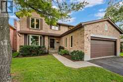981 EDINBOROUGH CRESCENT | Kingston Ontario | Slide Image Two