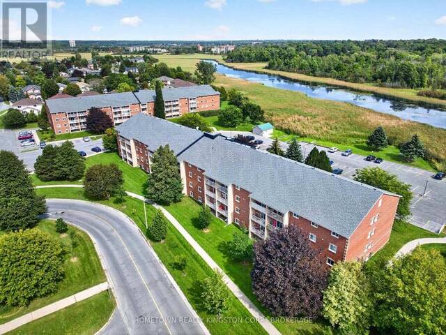 201 - 566 ARMSTRONG ROAD Kingston Ontario, K7M 8M2 - 2 Bedrooms Condo For Sale