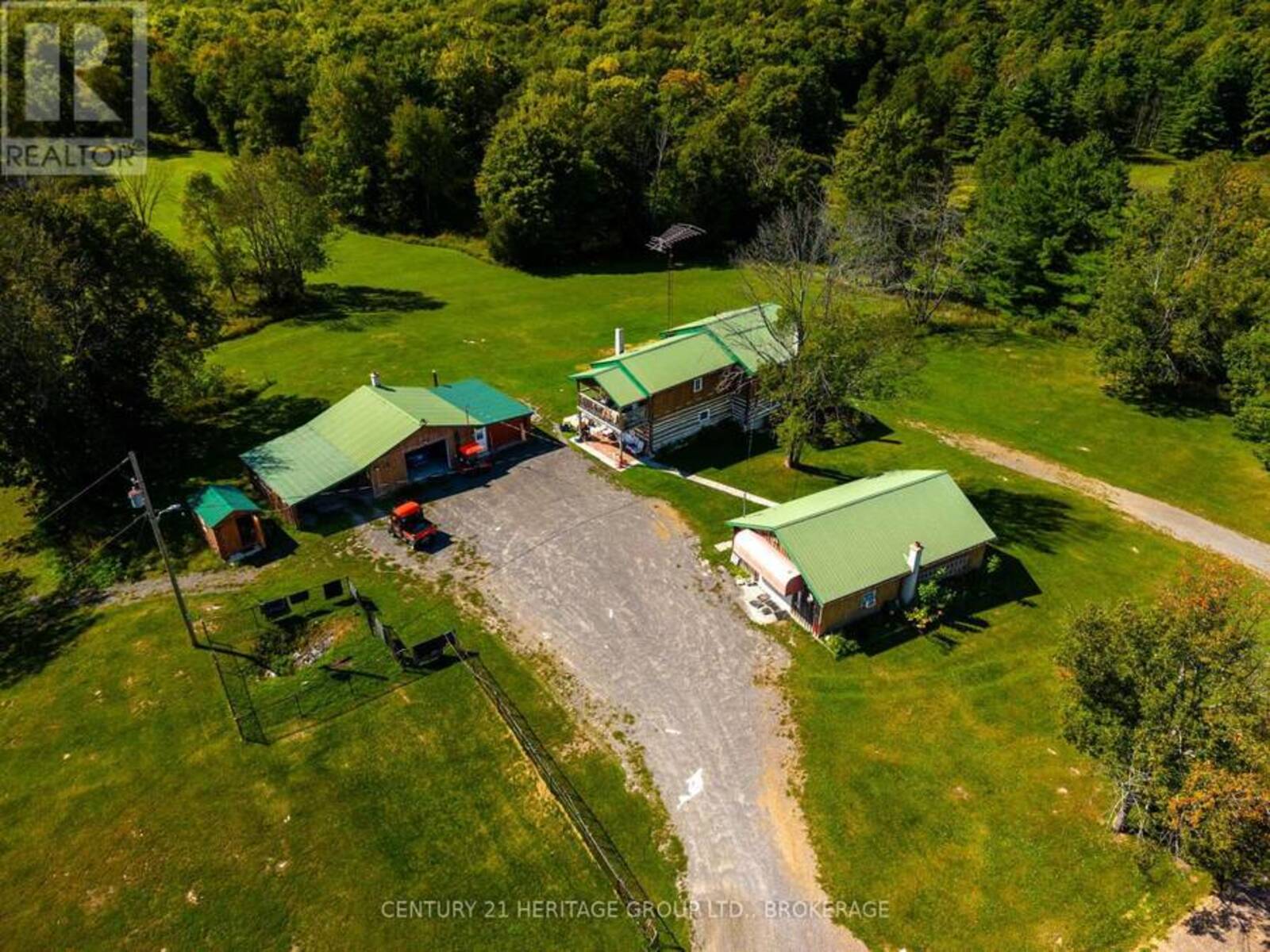 15 TROUT LANE, Central Frontenac, Ontario K0H 1T0