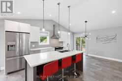 1500 CRIMSON CRESCENT | Kingston Ontario | Slide Image Ten