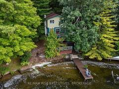 638 DERBYSHIRE POINT LANE Athens Ontario, K0E 1B0