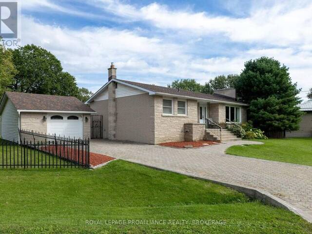 424 MAPLE RIDGE DRIVE Kingston Ontario, K7M 5P3 - 3 Bedrooms Home For Sale
