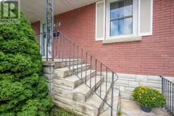 302 ARROWHEAD PLACE | Kingston Ontario | Slide Image Three