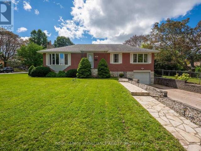 302 ARROWHEAD PLACE Kingston Ontario, K7M 3L3 - 3 Bedrooms Home For Sale
