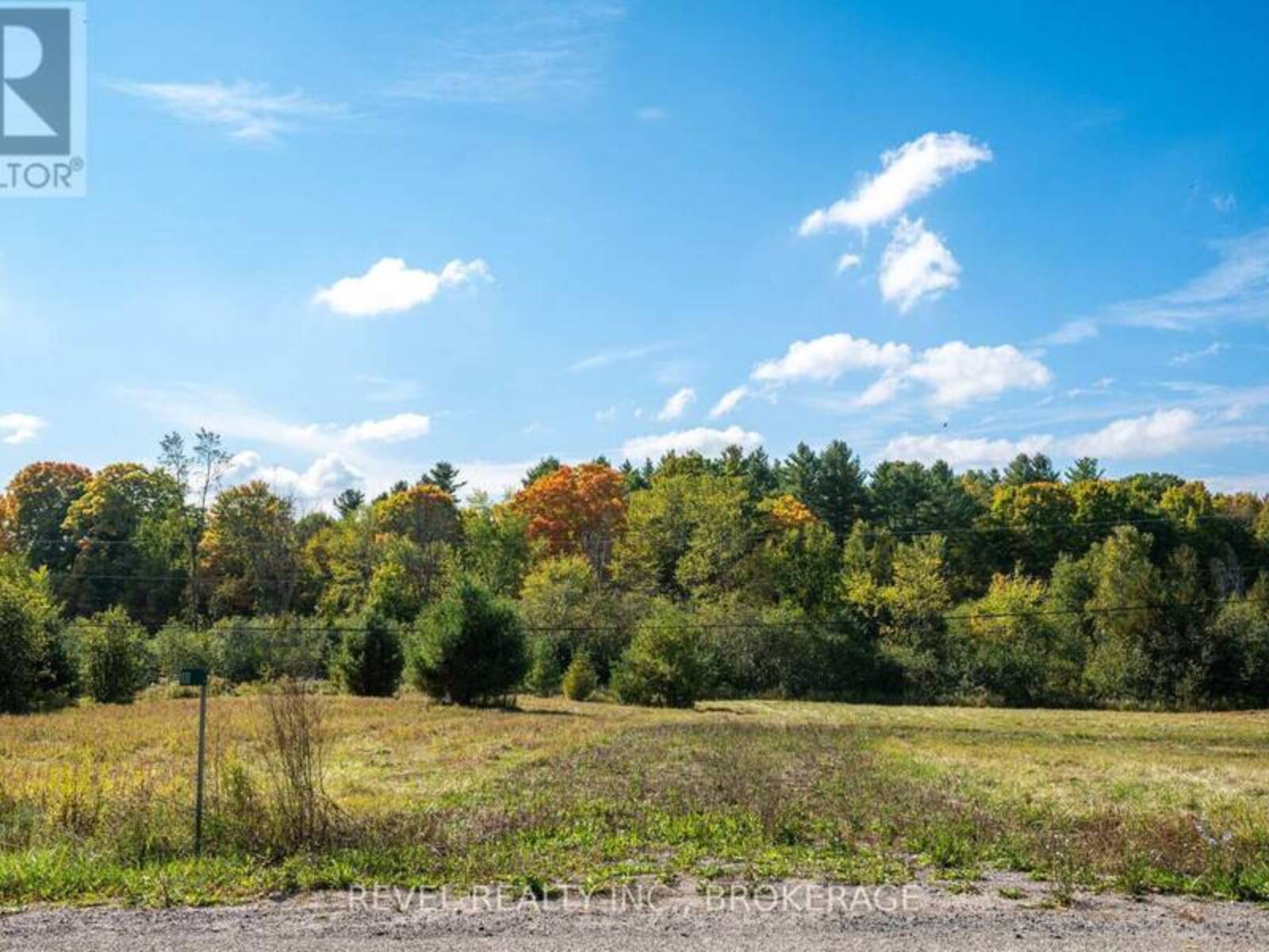 111 BUCK BAY ROAD, Central Frontenac, Ontario K0H 1T0