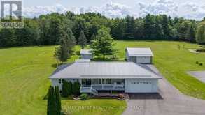 1199 COUNTY ROAD 2 | Leeds and the Thousand Islands Ontario | Slide Image Two
