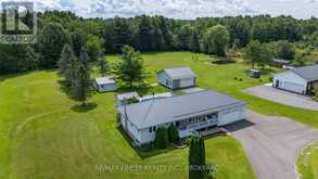 1199 COUNTY ROAD 2 | Leeds and the Thousand Islands Ontario | Slide Image Three