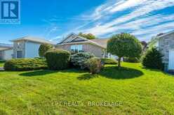 401 WATERLOO DRIVE | Kingston Ontario | Slide Image Four